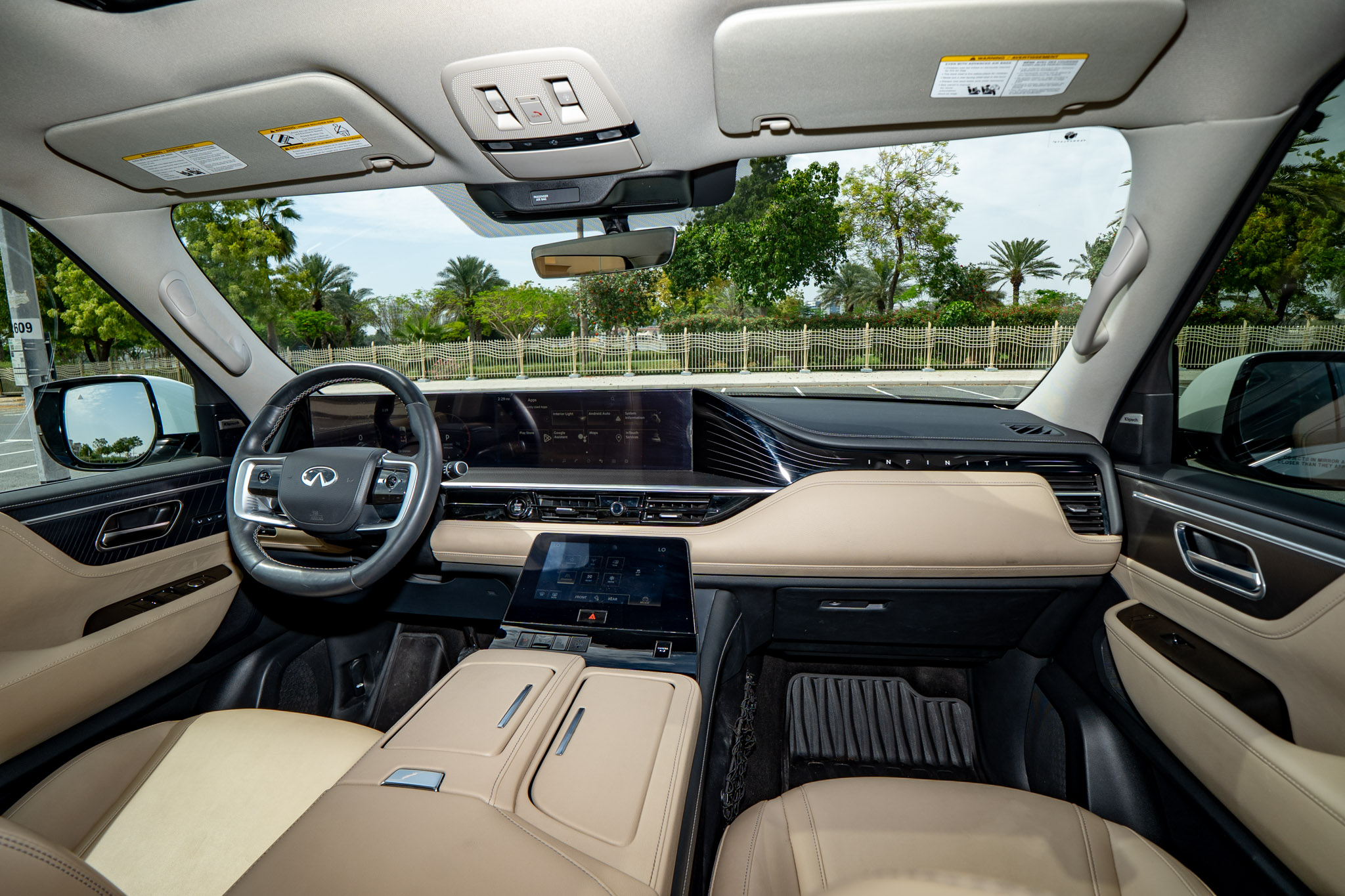 INFINITI QX80 - Image 10