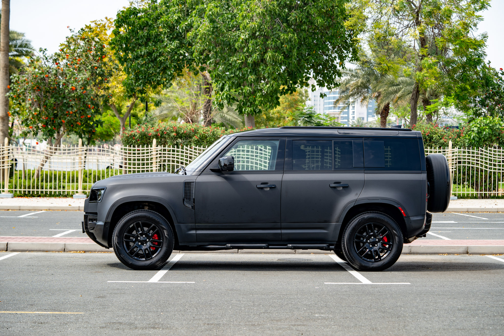 Land Rover Defender L663 - Image 3