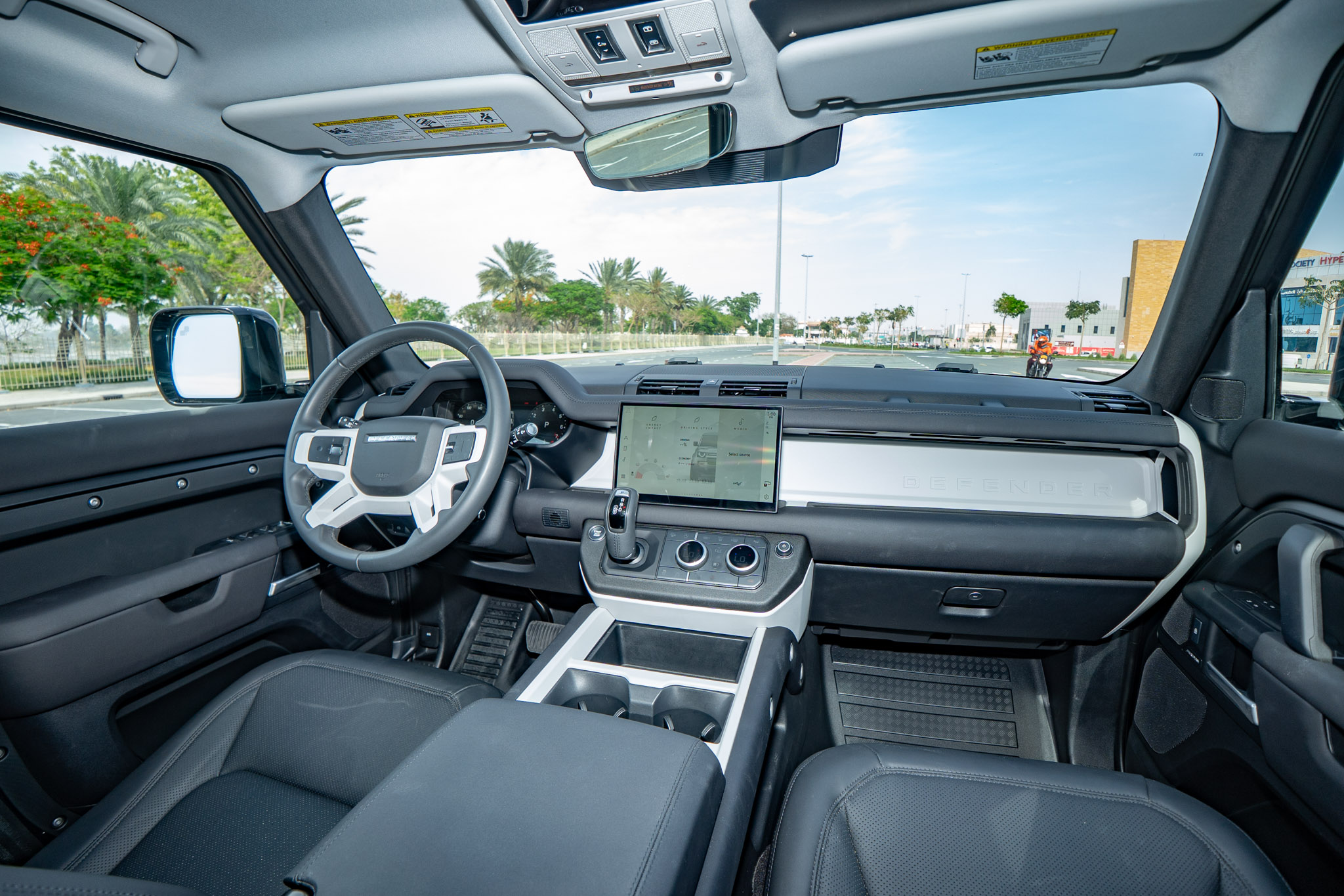 Land Rover Defender L663 - Image 9