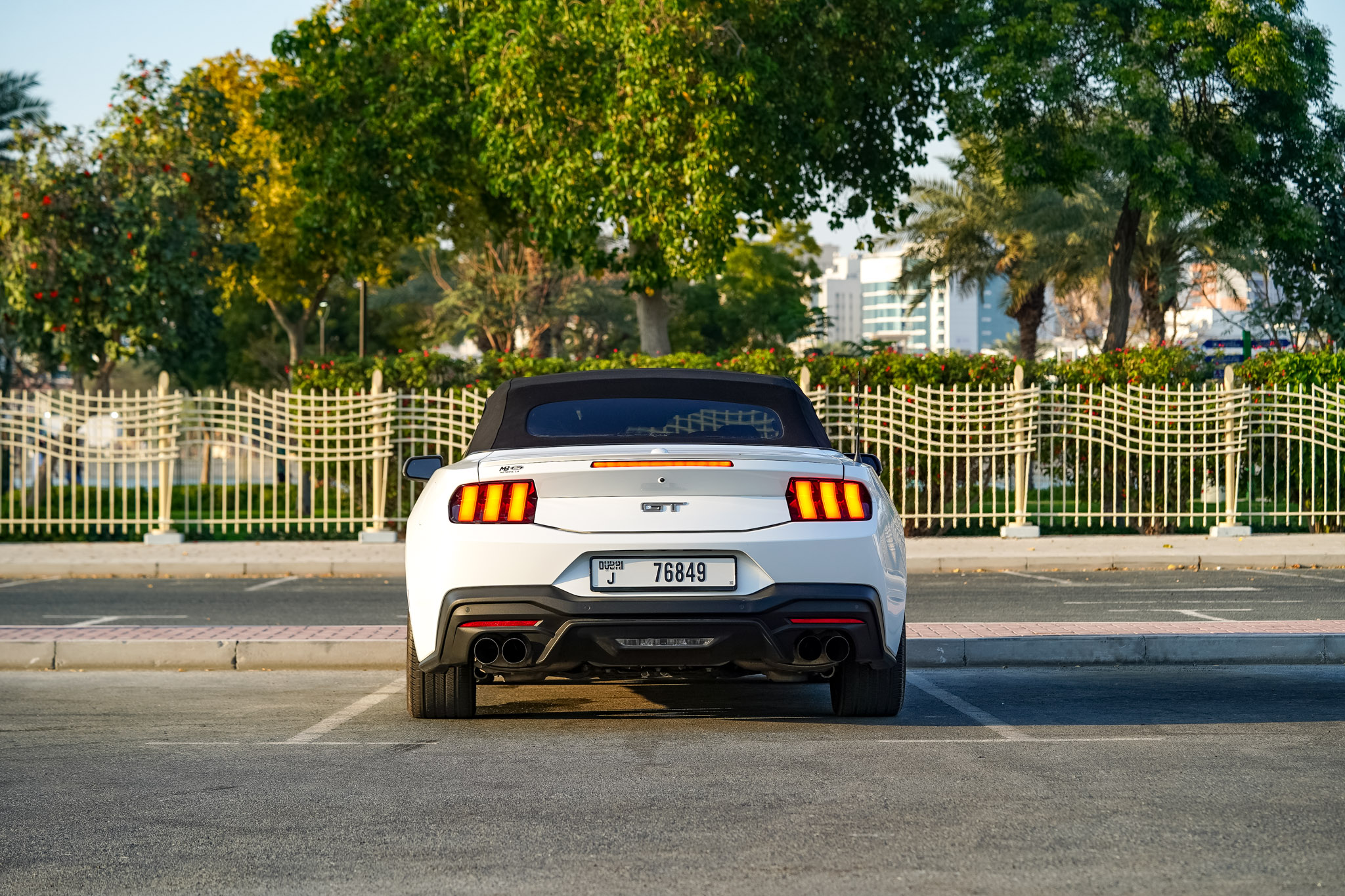 FORD MUSTANG-GT White - Image 5