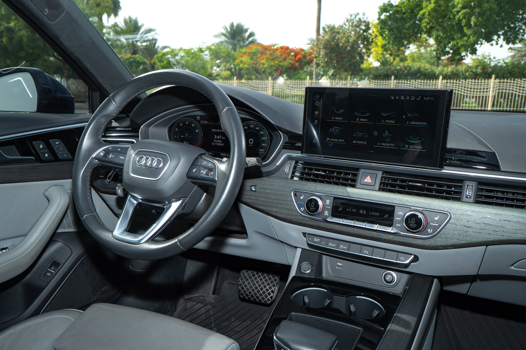 Audi A4 - Image 10